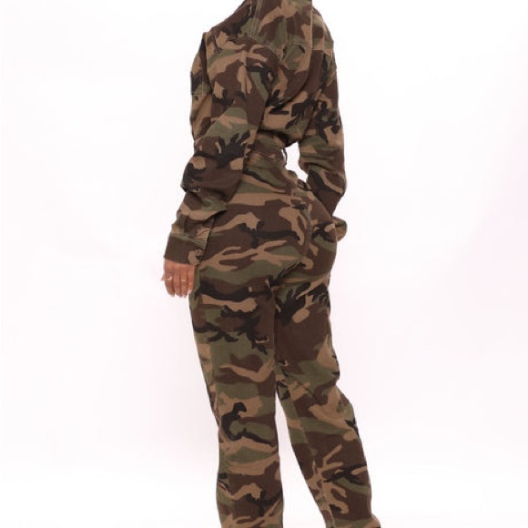 Fashion Nova Army Green Jumpsuit - Picture 2 of 9